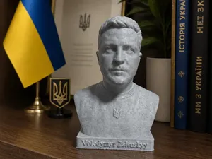 Volodymyr Zelenskyy bust