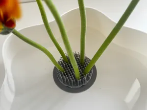 Modern Zen Kenzan – Ikebana Flower Arranger