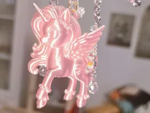 美女小飞马独角兽挂件