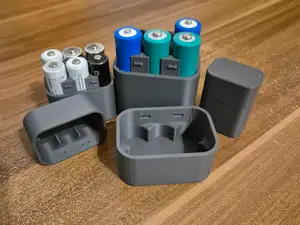 Case for 6 AAA, AA or 18650 batteries