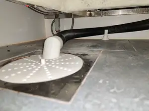 Floor drain hose connection