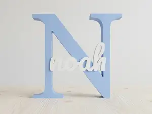 Lettera con Nome inciso nella base, parametrico