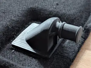 Kia Stinger cargocover hinge
