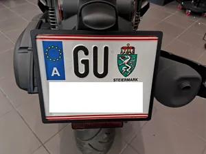 Kennzeichenhalter