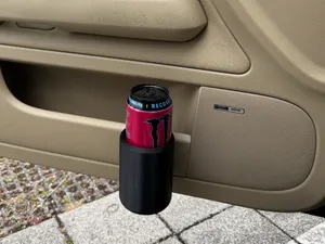 Universeller Getränkehalter für Autotüren