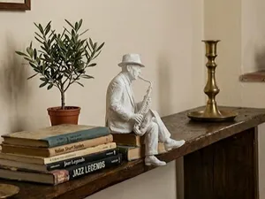 Uomo con Saxofono