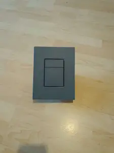 grohe toilet button