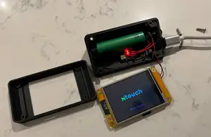 Battery powered XTouch Stand using ESP32-2432s028