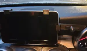Mercedes Benz C Class (W205/S205) Phone Mount