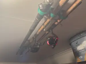 Fishing rod holder (ceiling mount)