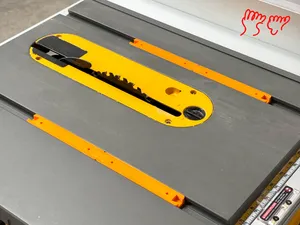 Mitre slot guide for the DeWalt DWE 7485 Table Saw