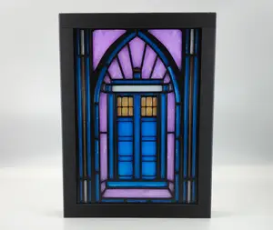 Doctor Who's TARDIS Stained Glass Light Box