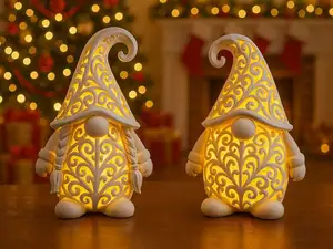 Weihnachtswichtel Paar im Ornament - Stil mit Herz