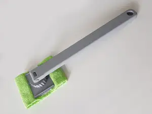 CAR WINDSHIELD CLEANER