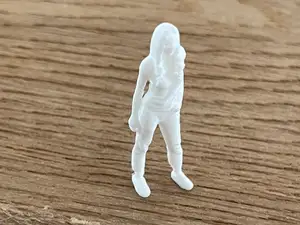 Kleine Frau