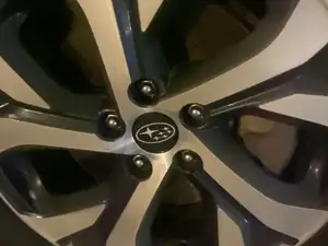 Center wheel cap for Subaru