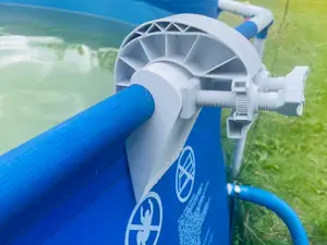 Skimmer adapter for small frame pool