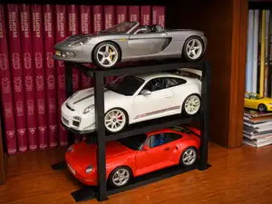 1/18 3 Cars Lift - Diorama - Diecast