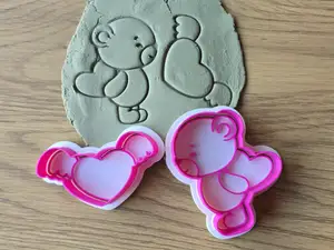 Cute Love Bear Flying Heart Cookie Cutter Stamp
