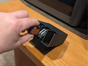Folding Knife Stand and Display - 4 Knives