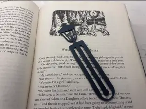 Narnia Lamp post bookmark