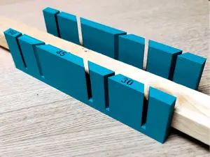 Miter box for hand saw - 30° 45° 90°