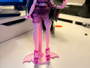 Draculaura Monster High Stand