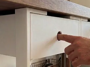 cassetto con rotelle da scrivania