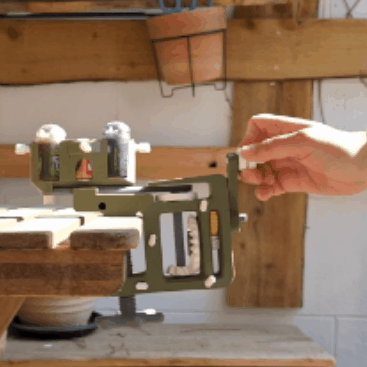 Desk Clamped Miniature Paint Shaker