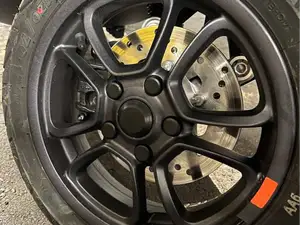 Vespa GTS wheel bolt cap/Abdeckkappe für Radbolzen