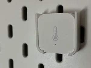 Skadis Aqara temperature sensor holder