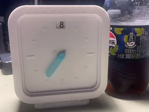 简约风桌面时钟