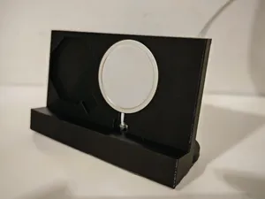 Honor Magic V3 wireless charging dock