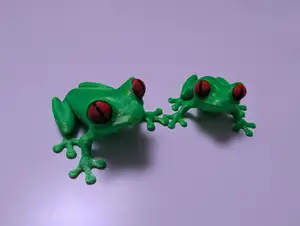 Tree Frog with movable eyes