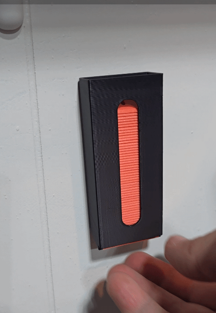 Plastic Razor Dispenser