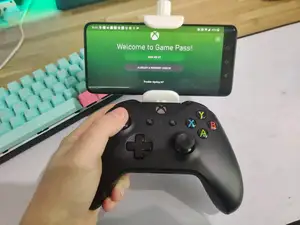 Xbox Series X/S Controller Phone Mount