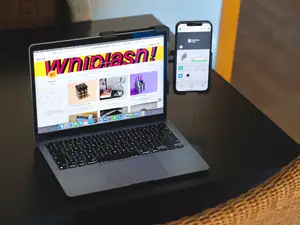 Clamp phone mount for laptop monitor