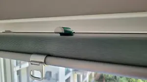 Ikea-roller blind window mount