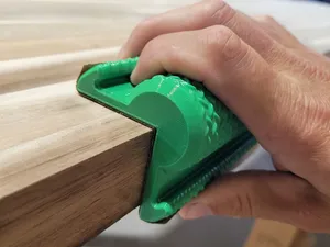 90 Degree outside corner 1/4 sheet GRIP sander