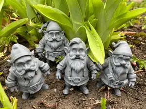Hobbits, dwarves