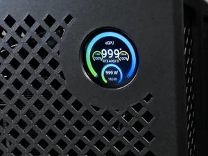 DEG1 eGPU-Gehäuse mit rundem GPU-Monitor
