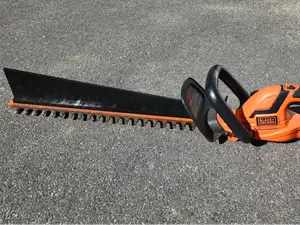 Hedge Sweep - Universal