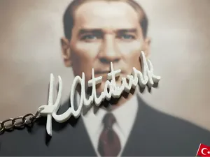 Ataturk Sign Keychain (Atatürk İmza Anahtarlık)