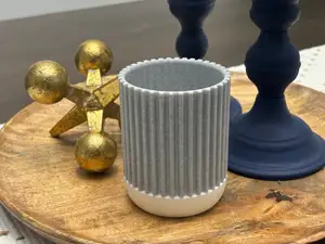 Two toned ribbed cup