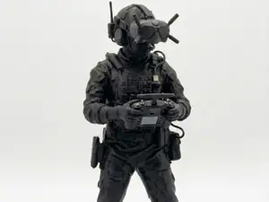 Modern Soldier driving Combact Drones (scale 1x35)