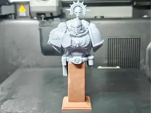 Primaris Space Marine Bust with statue
