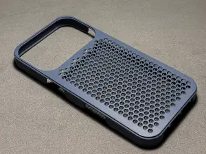 iPhone 17 Pro Case – Trama Pro Display XDR