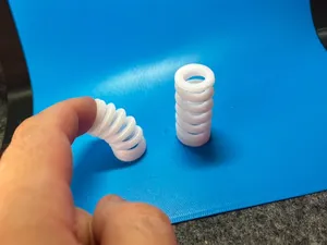 3D Printed Spring (PLA & TPU Versions)