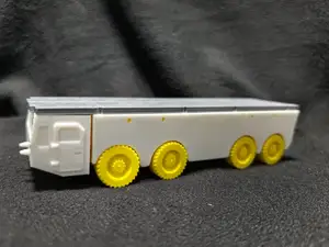 电磁弹射车