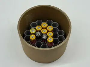 AAA batteries holder with lid